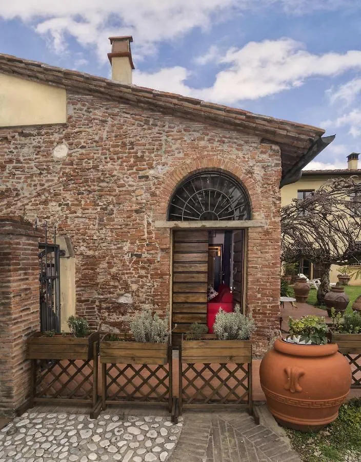 Bed And Breakfast Queen Pisa